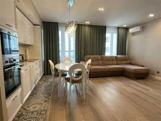 Фото Гостиница Sibgat Apartments Казань Апартаменты с гостиной и спальней с двуспальной кроватью 9 Гостиница Sibgat Apartments Казань Апартаменты с гостиной и спальней с двуспальной кроватью-9