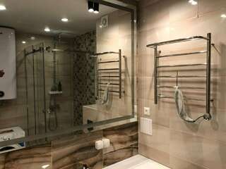 Фото Гостиница Sibgat Apartments Казань Апартаменты с гостиной и спальней с двуспальной кроватью 7 Гостиница Sibgat Apartments Казань Апартаменты с гостиной и спальней с двуспальной кроватью-7